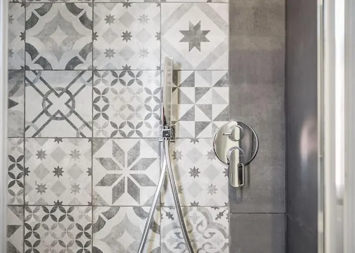 Cucchiarti 3a * Módena